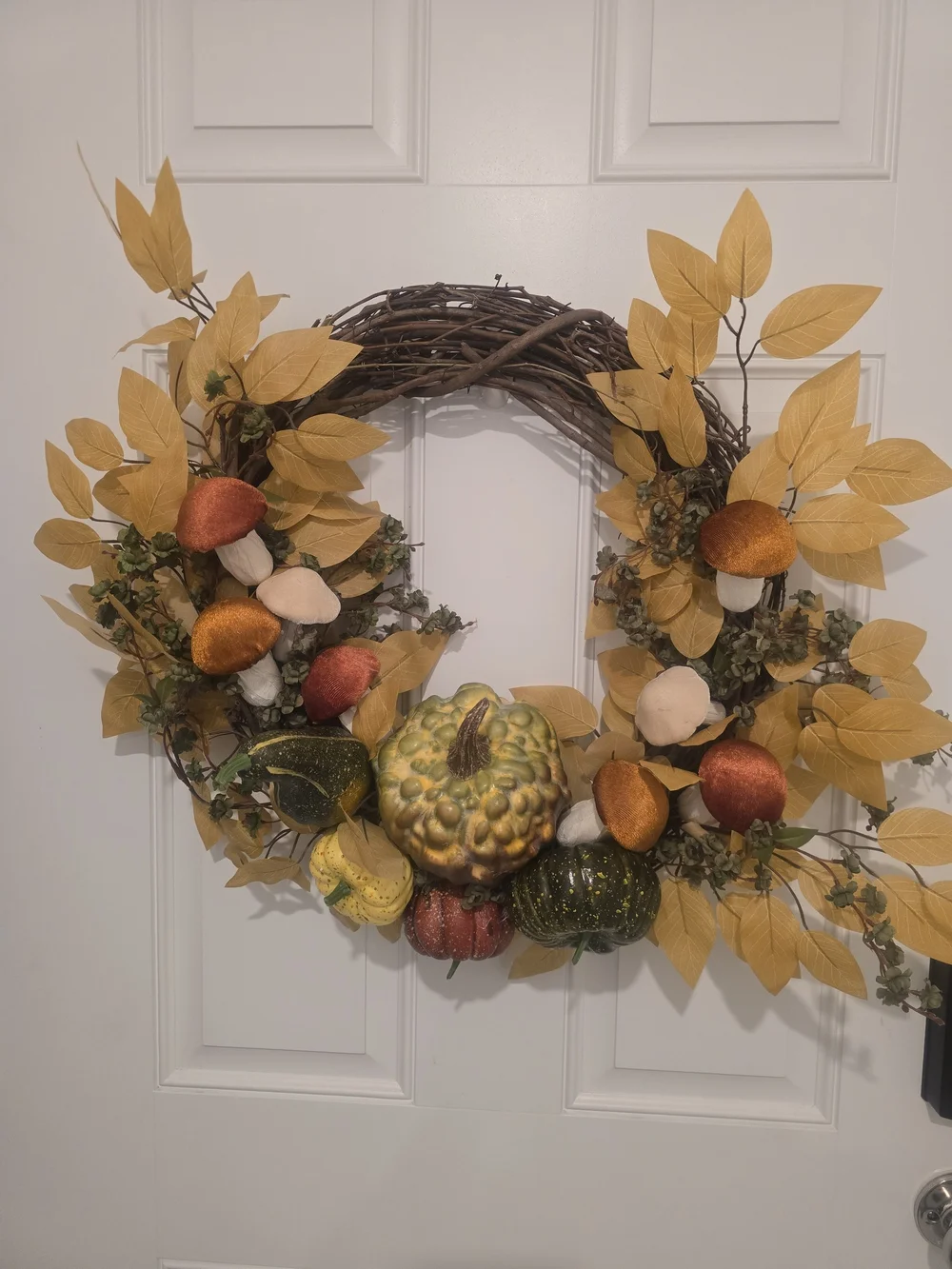 Autumn Harvest Pumpkin & Gourd Wreath with Gold Leaves
